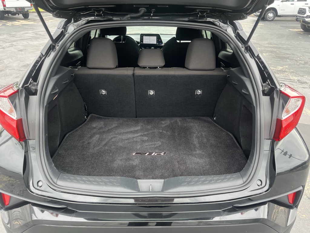 2019 Toyota C-HR Image 12