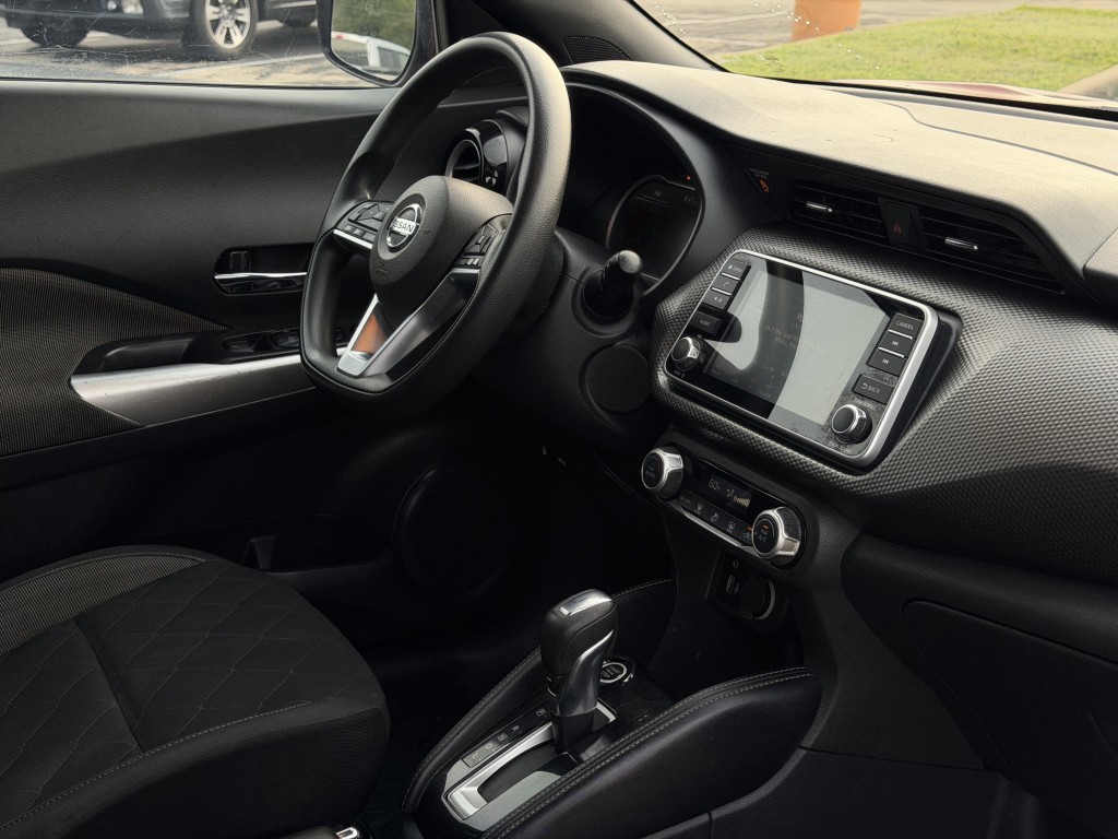 2020 Nissan Kicks Image 12