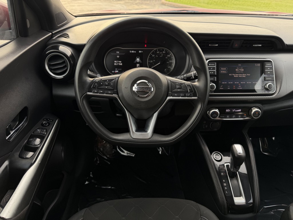 2020 Nissan Kicks Image 13