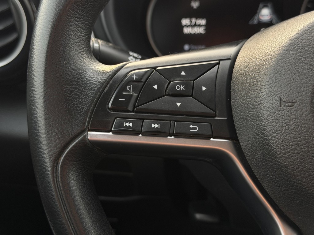 2020 Nissan Kicks Image 15
