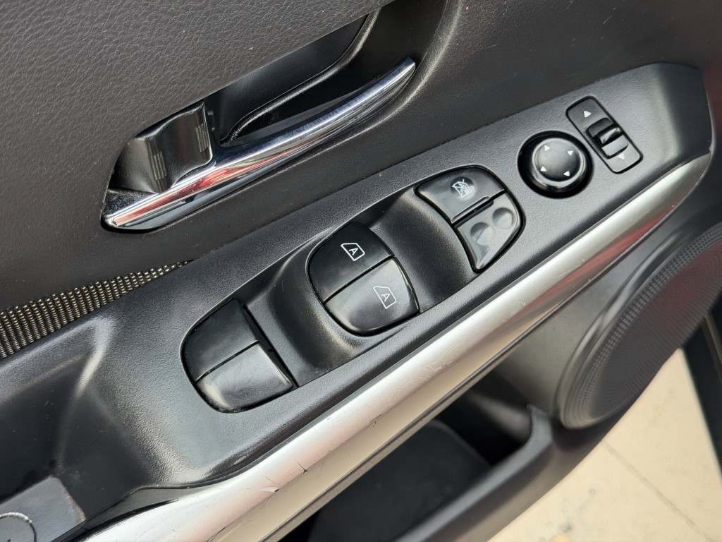 2020 Nissan Kicks Image 21