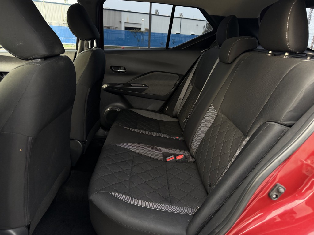 2020 Nissan Kicks Image 25