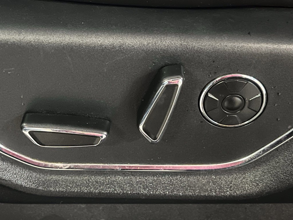 2015 Ford F-150 Image 25