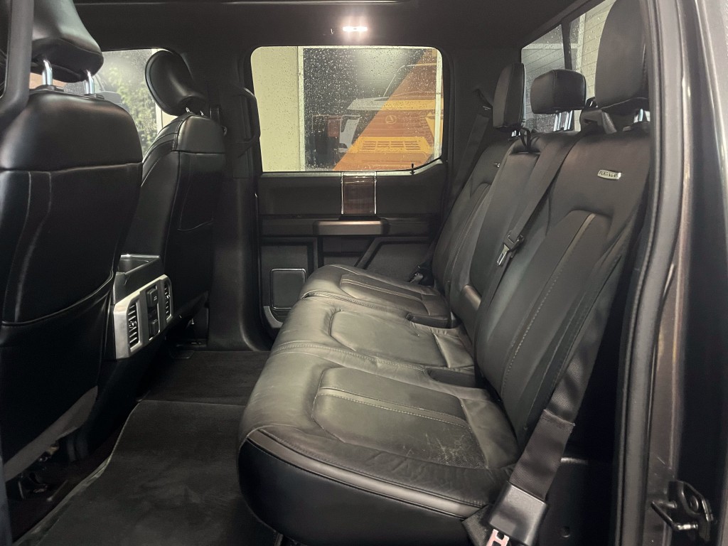 2015 Ford F-150 Image 29