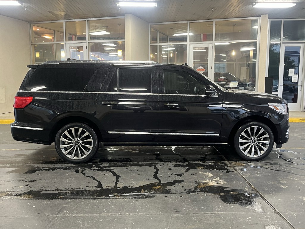 2020 Lincoln Navigator Image 10