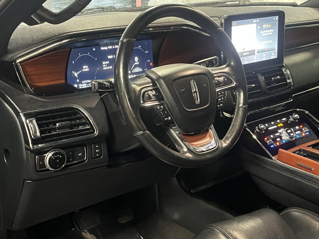 2020 Lincoln Navigator Image 12