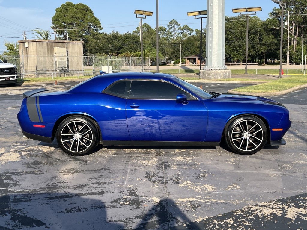 2018 Dodge Challenger Image 12