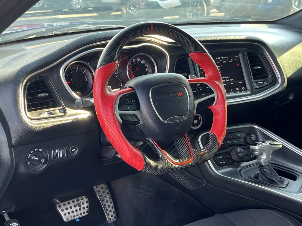 2018 Dodge Challenger Image 16