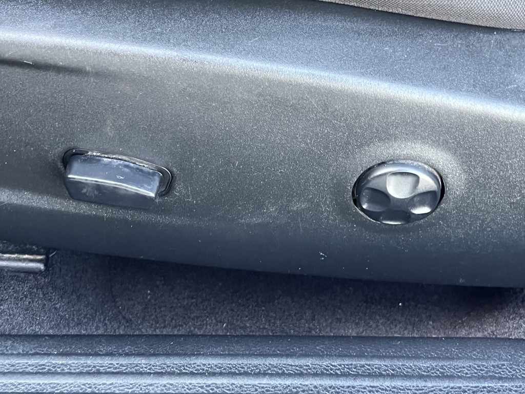 2018 Dodge Challenger Image 26