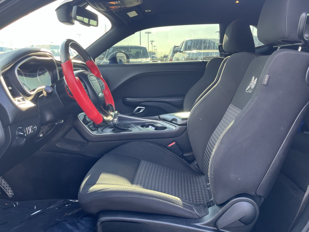 2018 Dodge Challenger Image 27