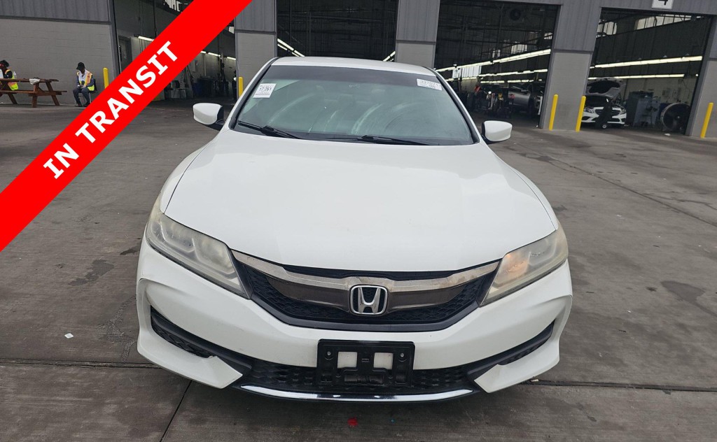 2017 Honda Accord Image 1
