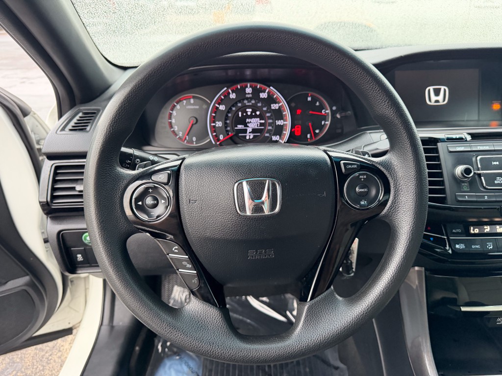 2017 Honda Accord Image 13