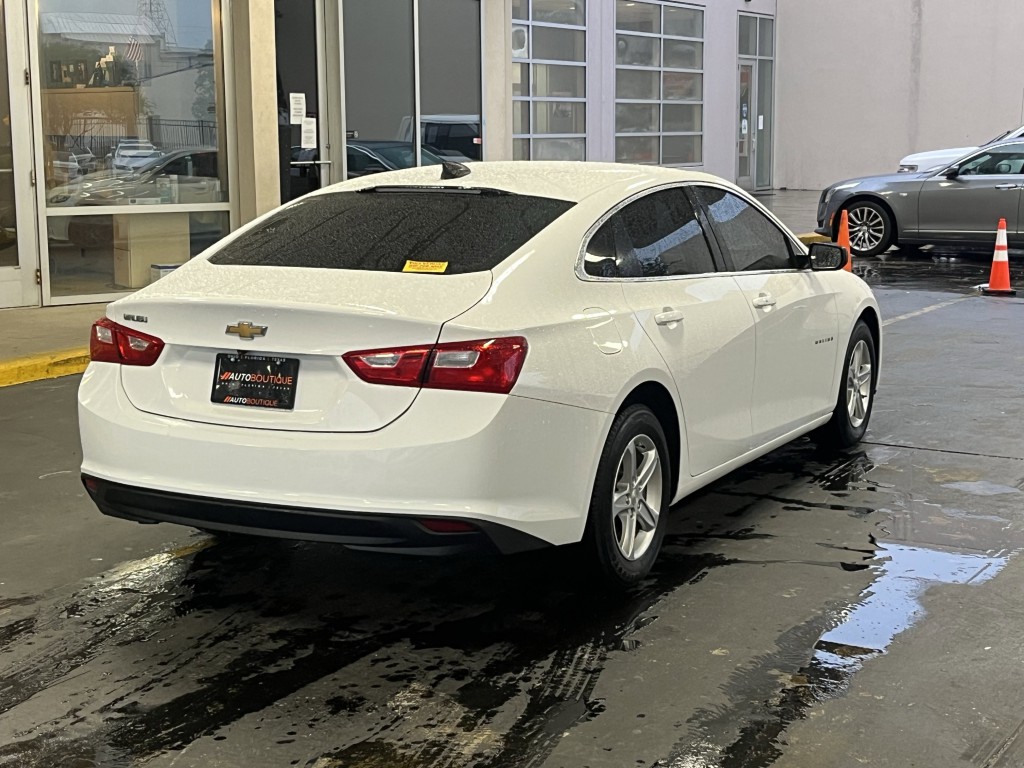 2019 Chevrolet Malibu Image 8