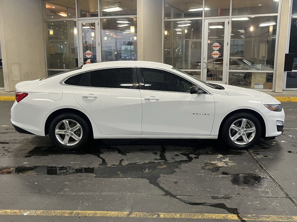 2019 Chevrolet Malibu Image 10