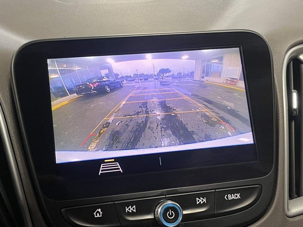 2019 Chevrolet Malibu Image 22