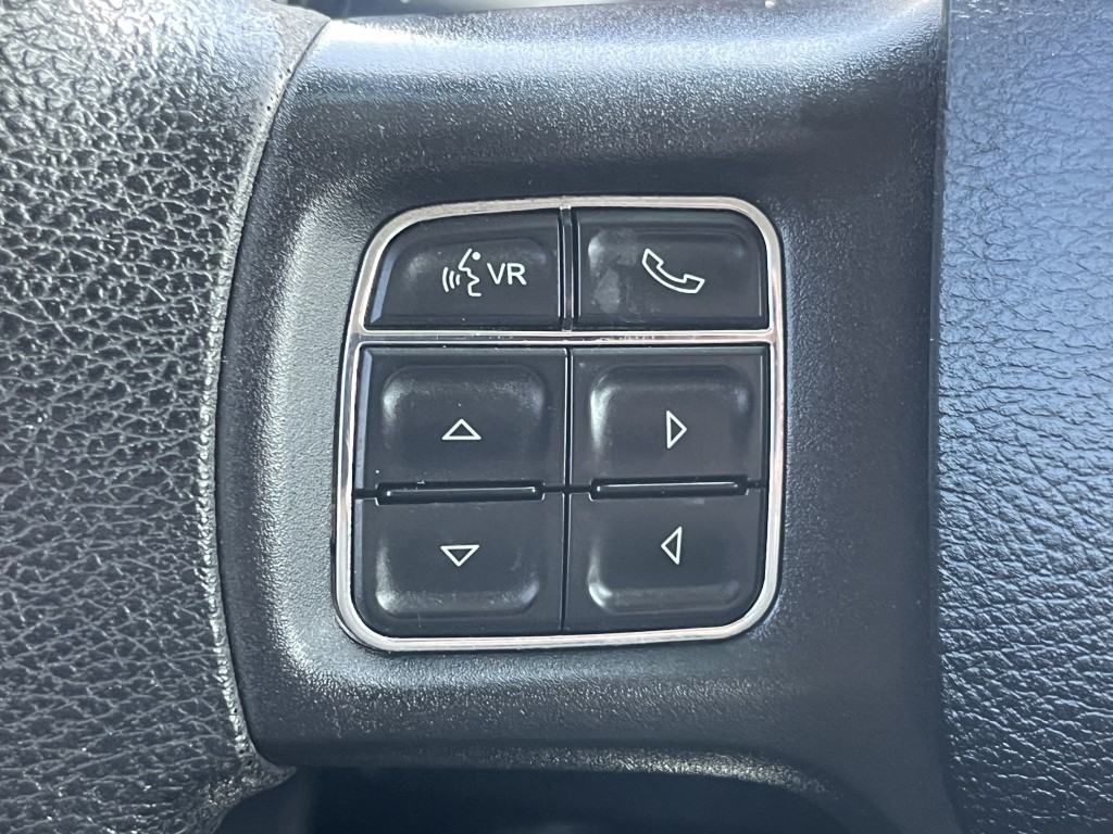 2014 RAM 1500 Image 16