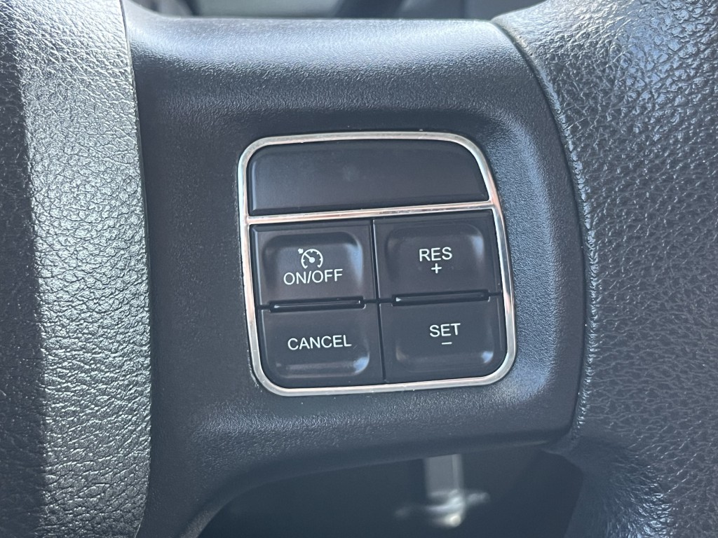 2014 RAM 1500 Image 17