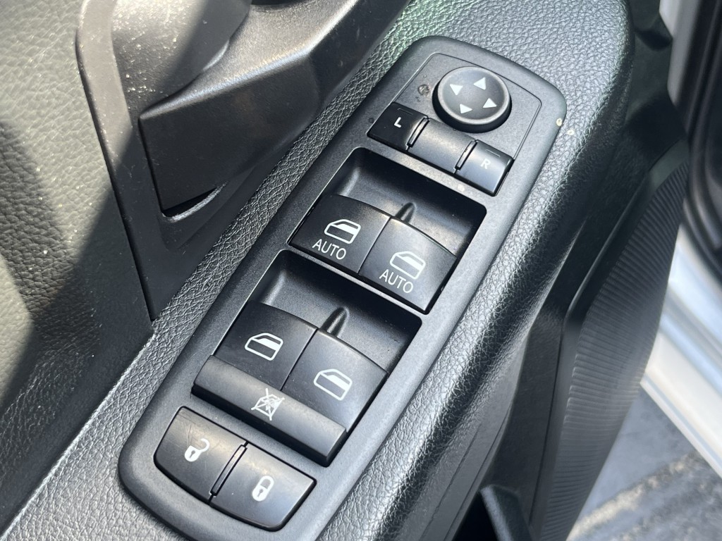 2014 RAM 1500 Image 23