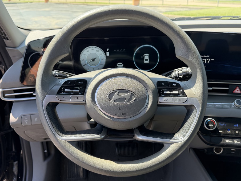 2024 Hyundai Elantra Image 14