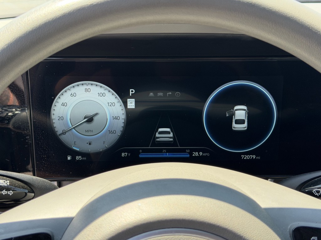 2024 Hyundai Elantra Image 17