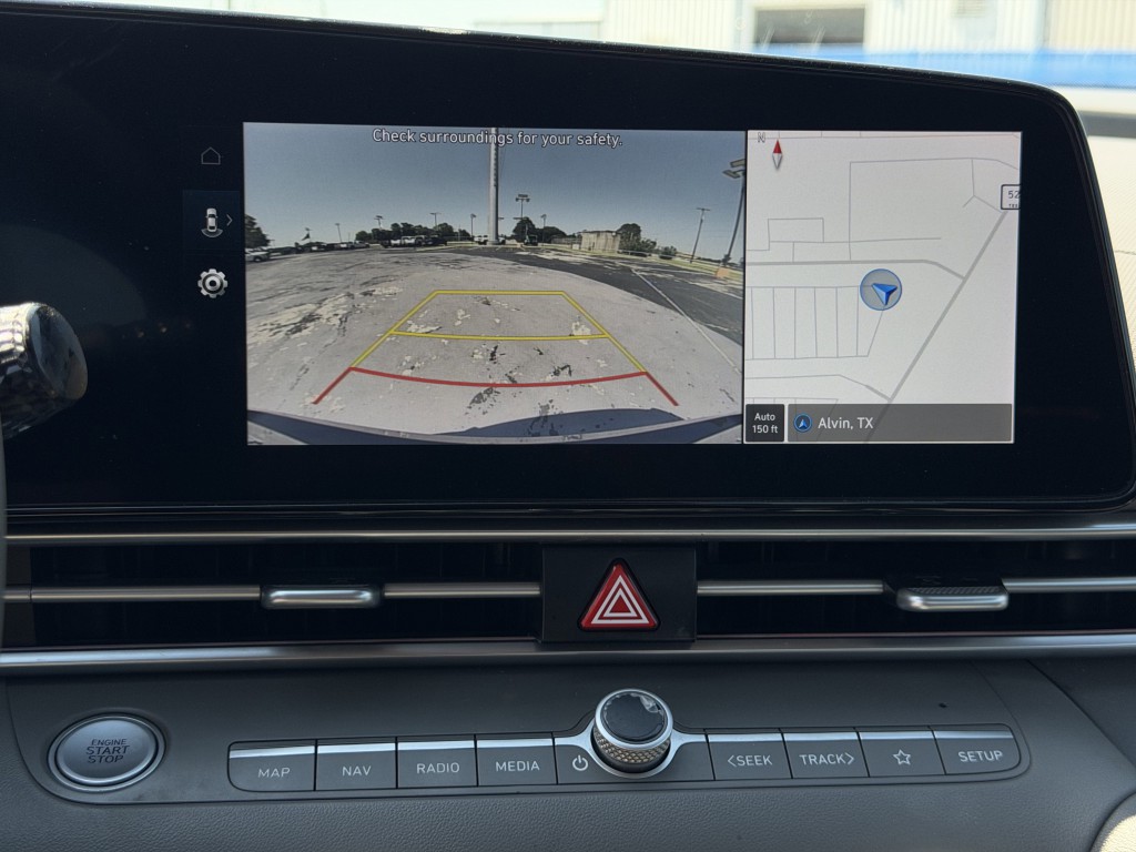 2024 Hyundai Elantra Image 19