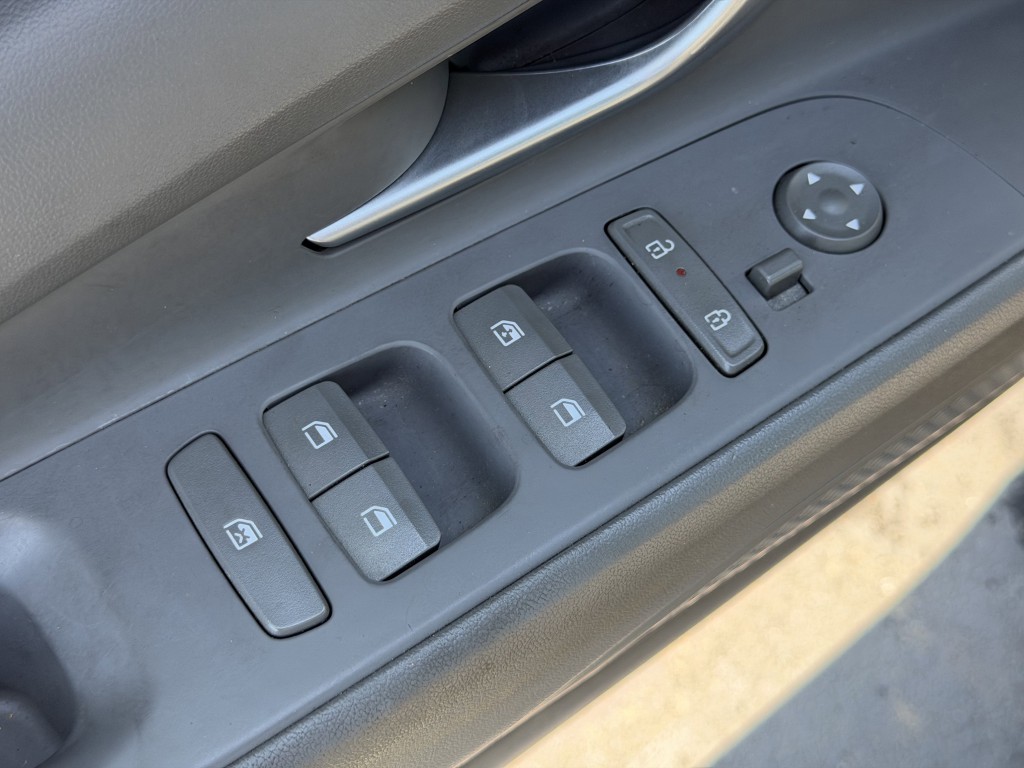 2024 Hyundai Elantra Image 21