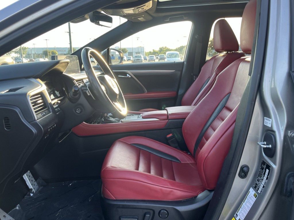 2021 Lexus RX Image 30