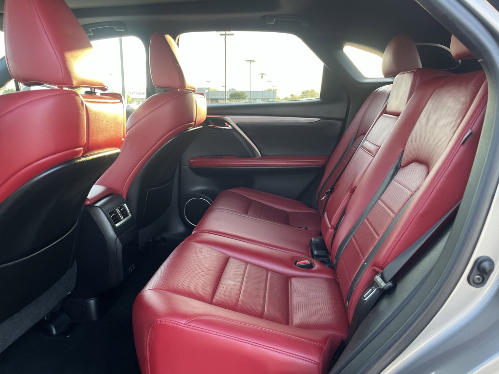 2021 Lexus RX Image 32