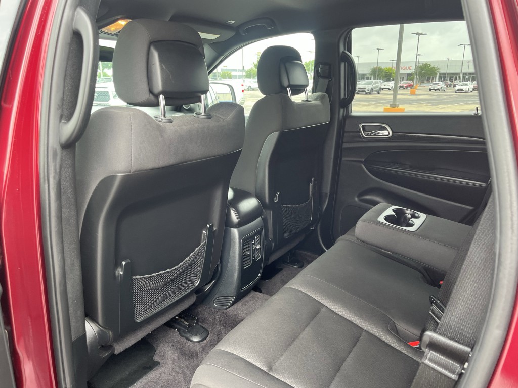 2018 Jeep Grand Cherokee Image 32