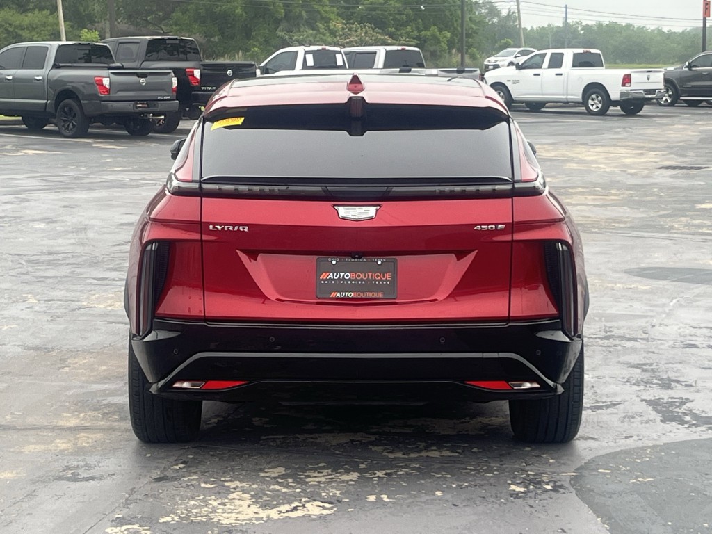 2024 Cadillac Lyriq Image 9