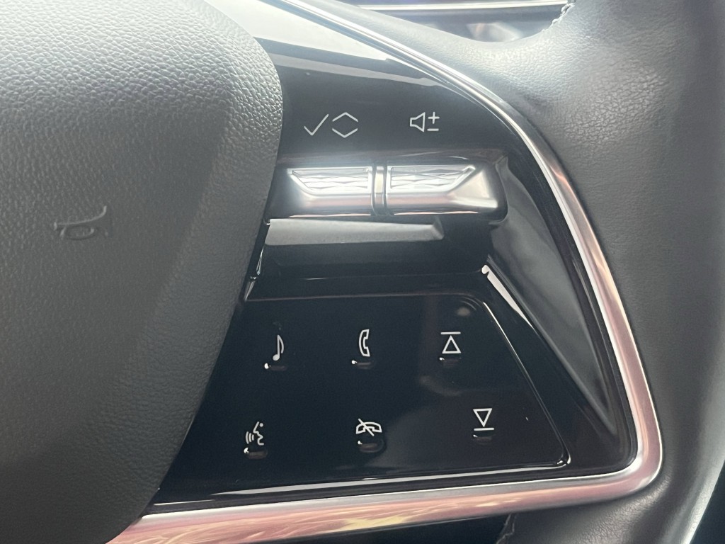 2024 Cadillac Lyriq Image 22