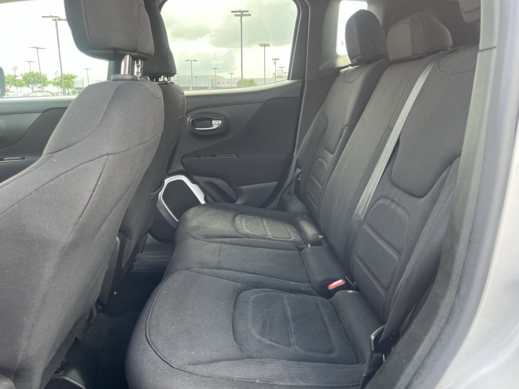 2018 Jeep Renegade Image 28