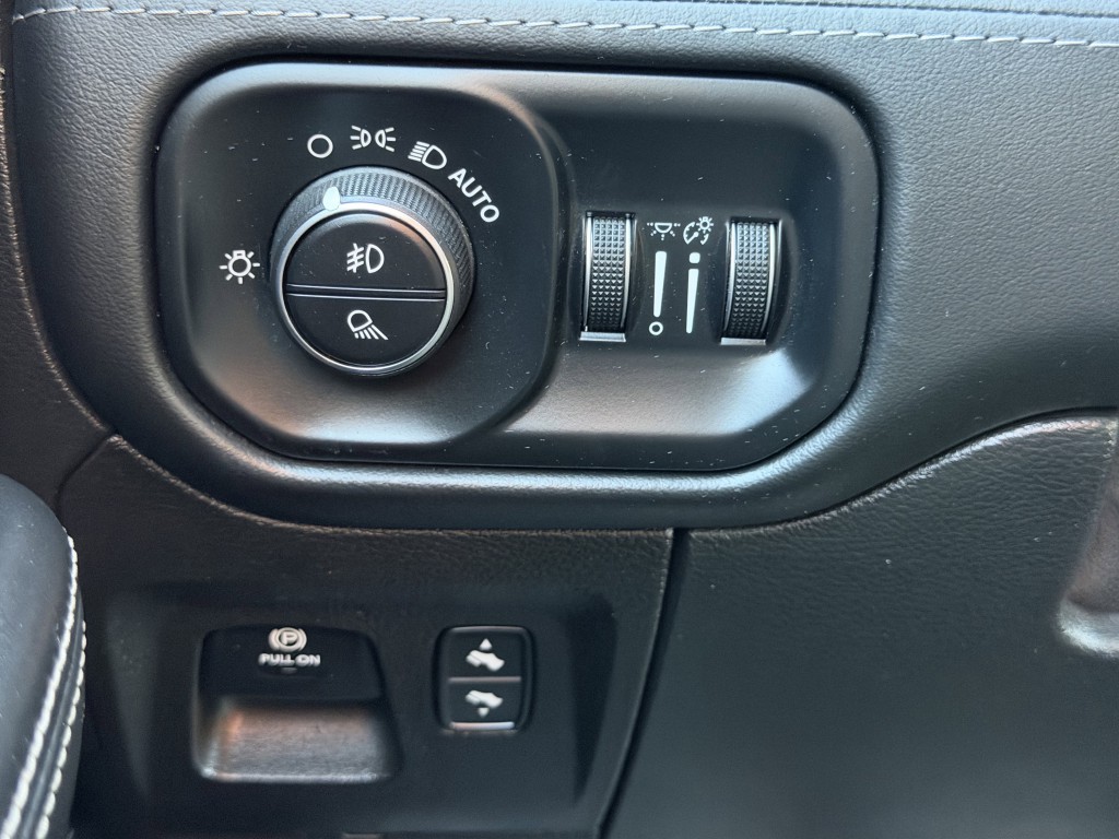 2021 RAM 1500 Image 26