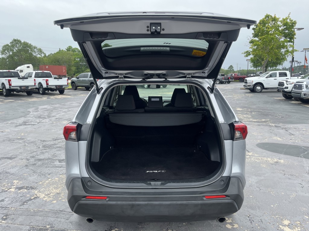 2019 Toyota Rav4 Image 11