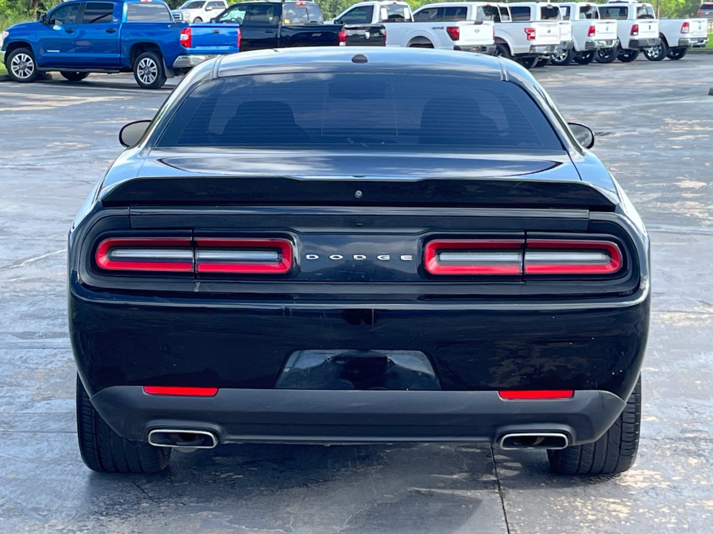 2018 Dodge Challenger Image 8
