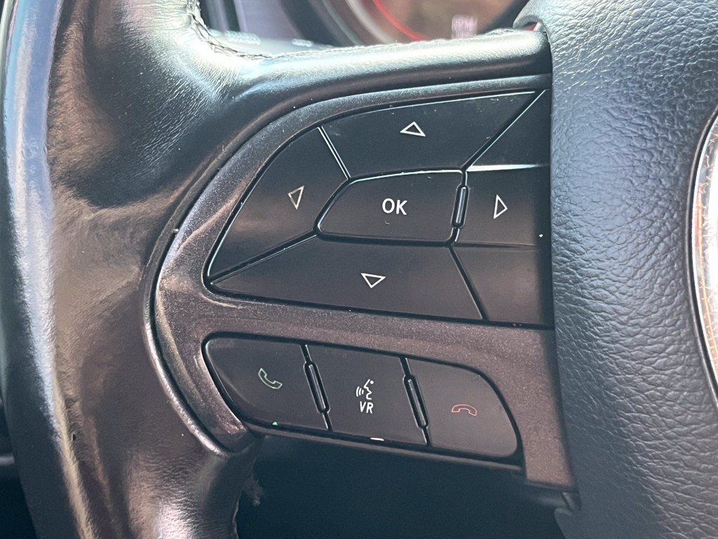 2018 Dodge Challenger Image 16