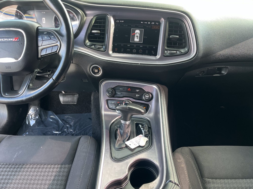 2018 Dodge Challenger Image 21