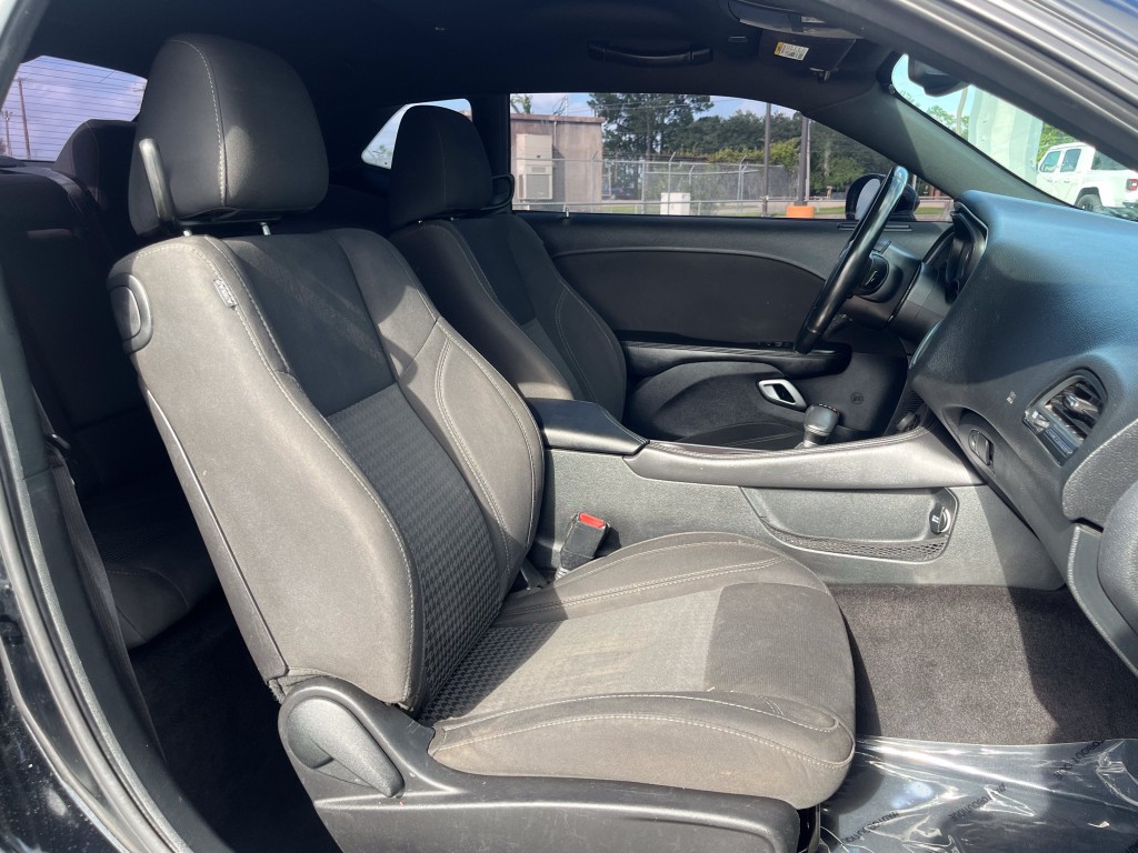 2018 Dodge Challenger Image 25