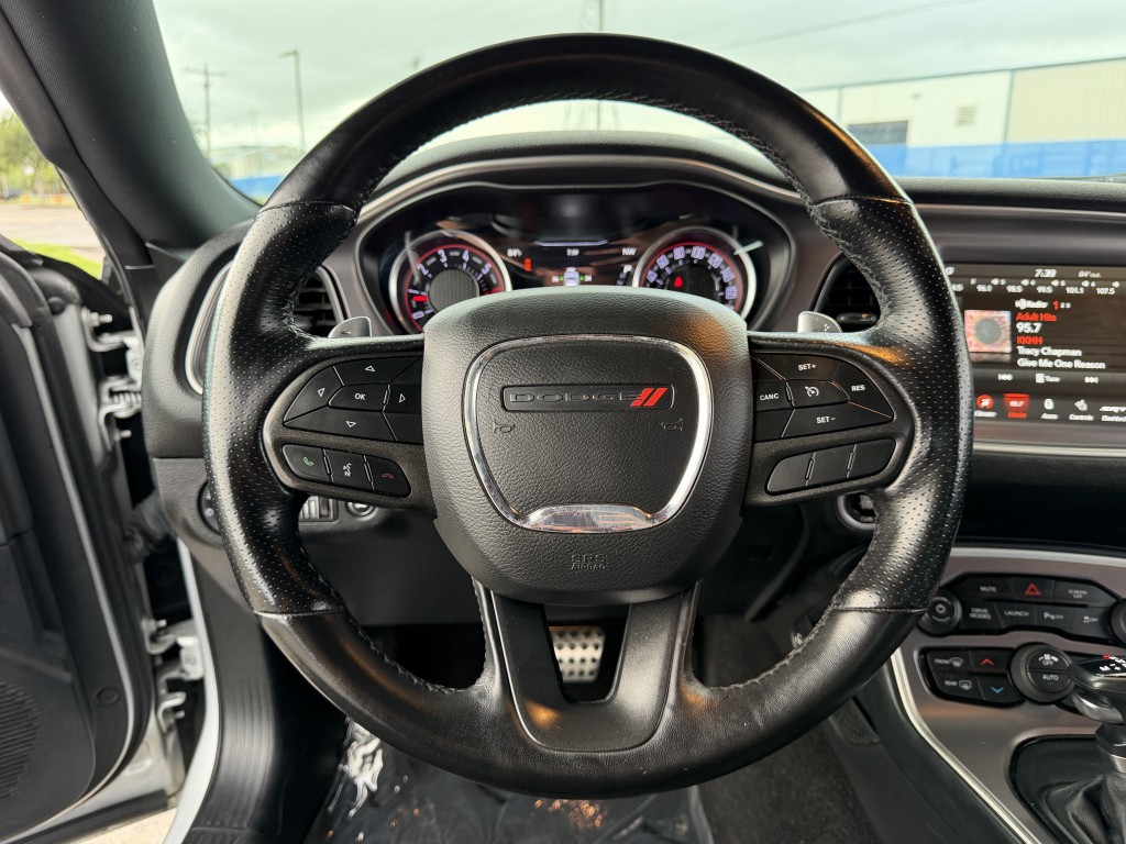 2022 Dodge Challenger Image 15
