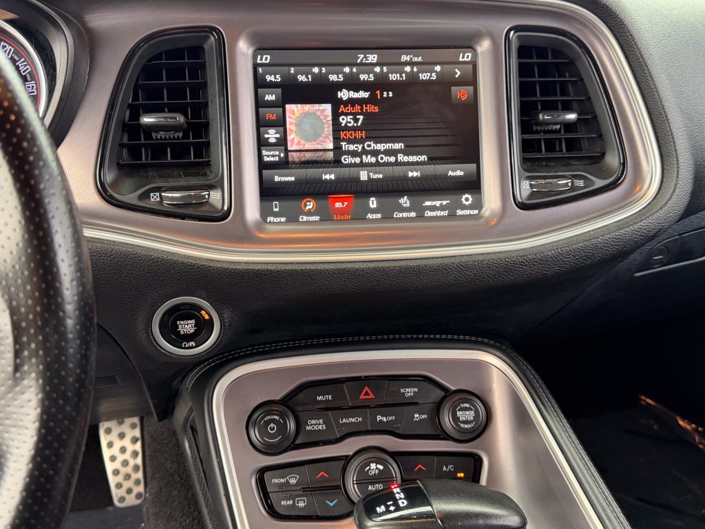 2022 Dodge Challenger Image 17