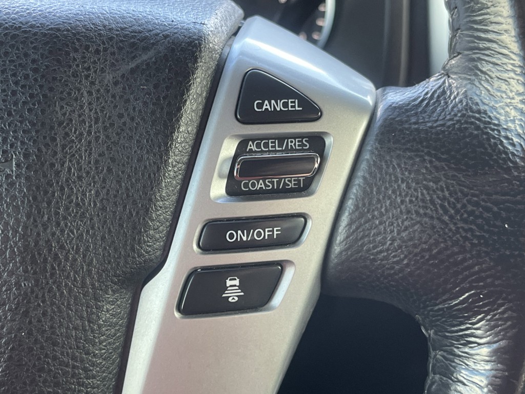 2020 Nissan Titan Image 17