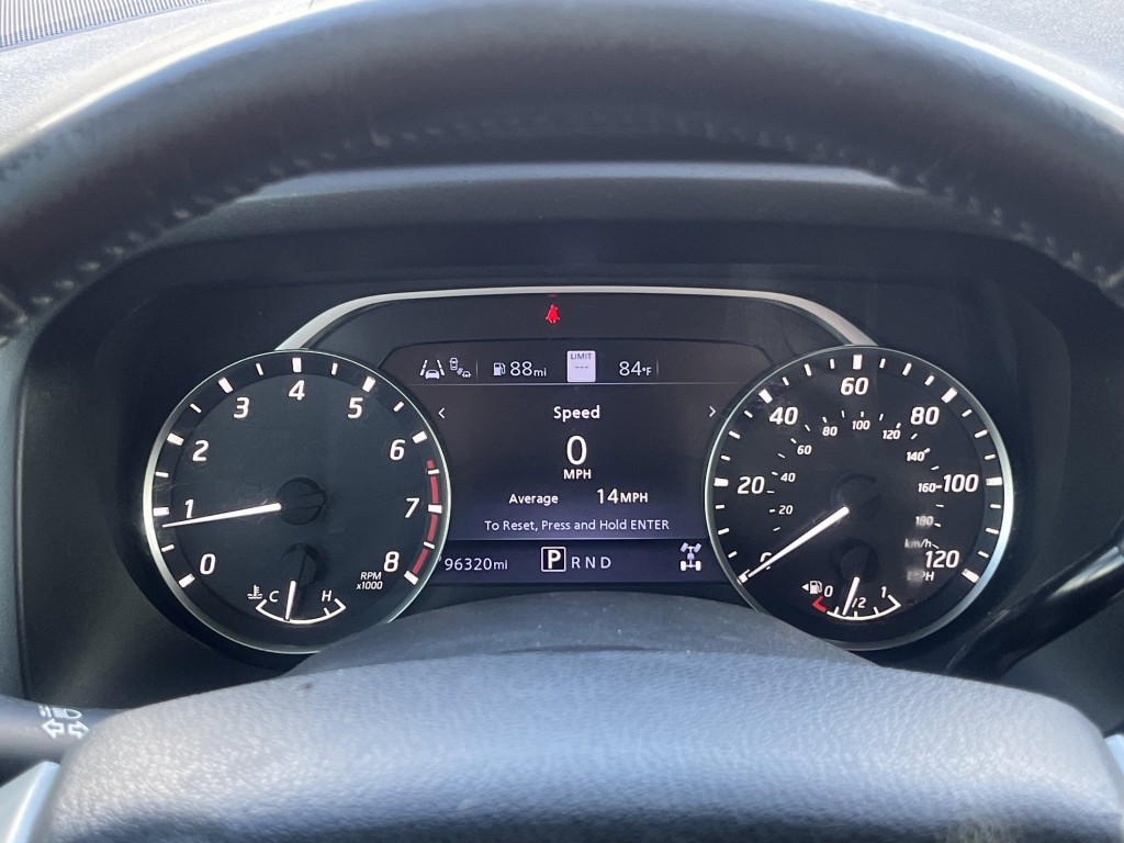 2020 Nissan Titan Image 18