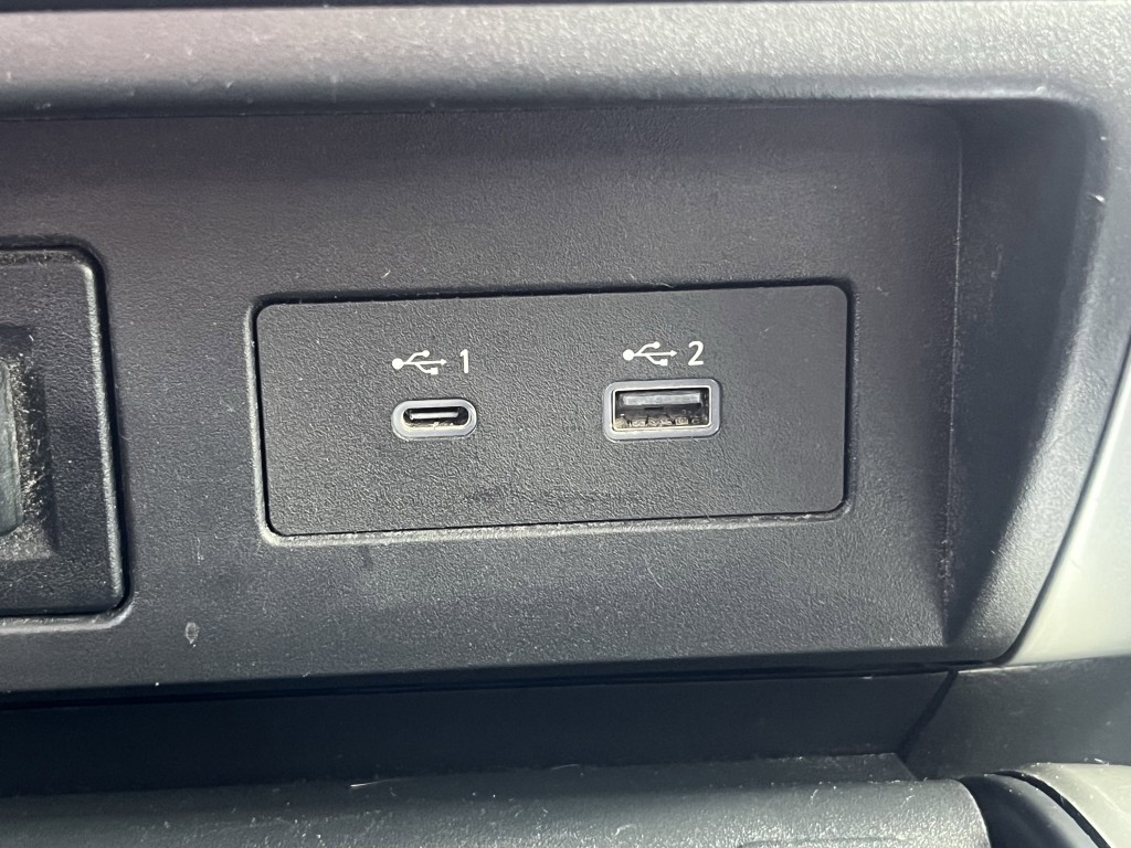 2020 Nissan Titan Image 20