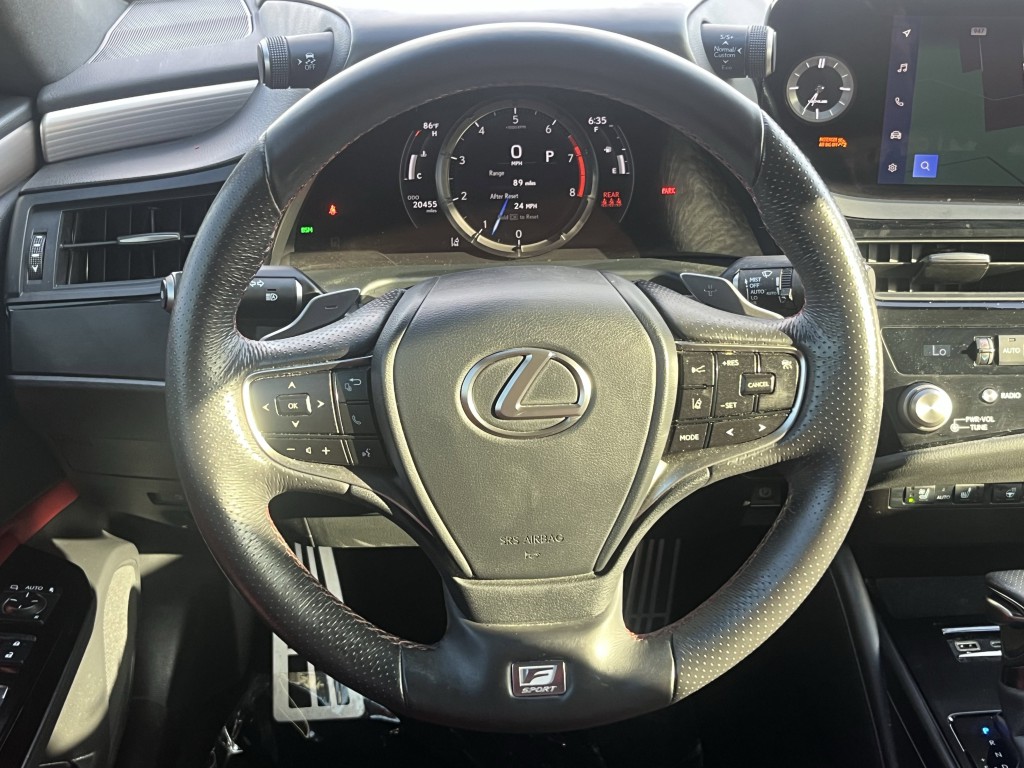2024 Lexus ES Image 20