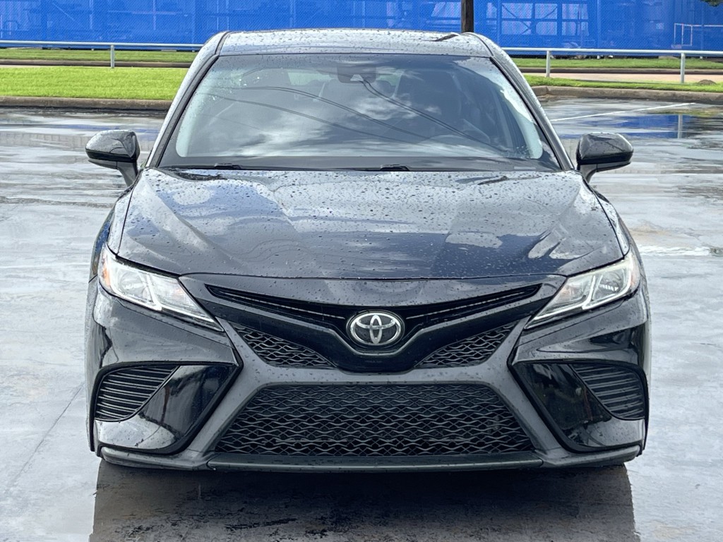 2019 Toyota Camry Image 6