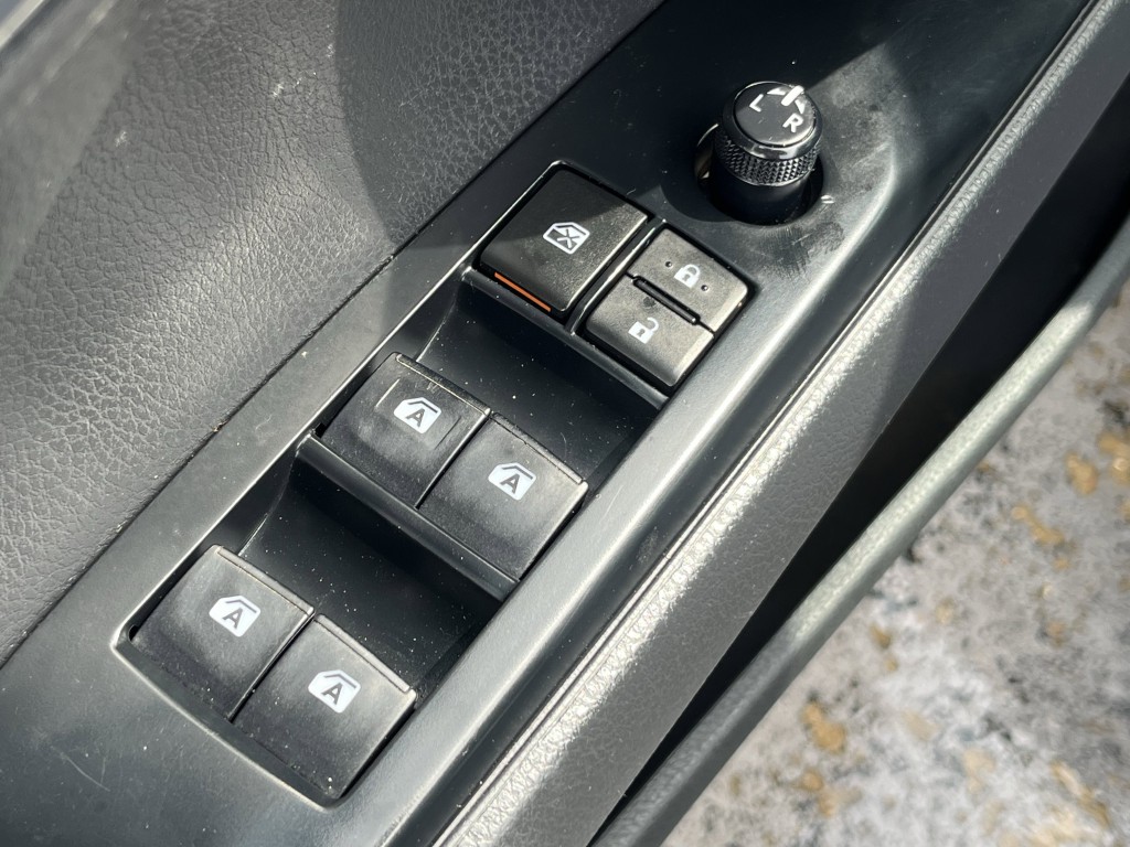 2019 Toyota Camry Image 24