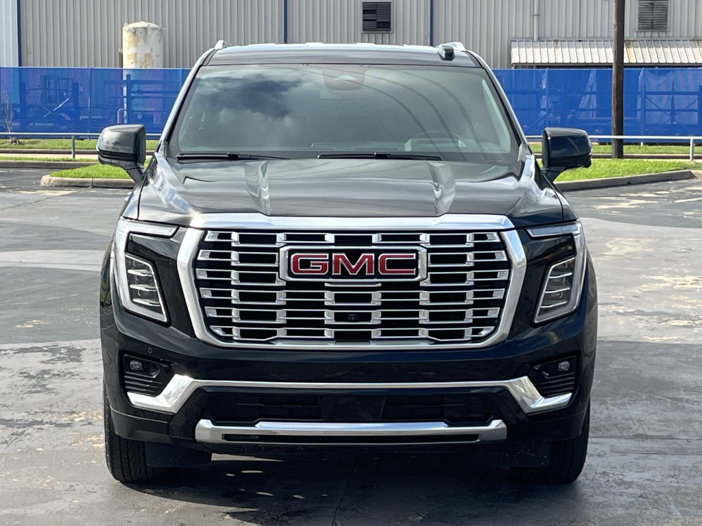 2025 GMC Yukon Image 6