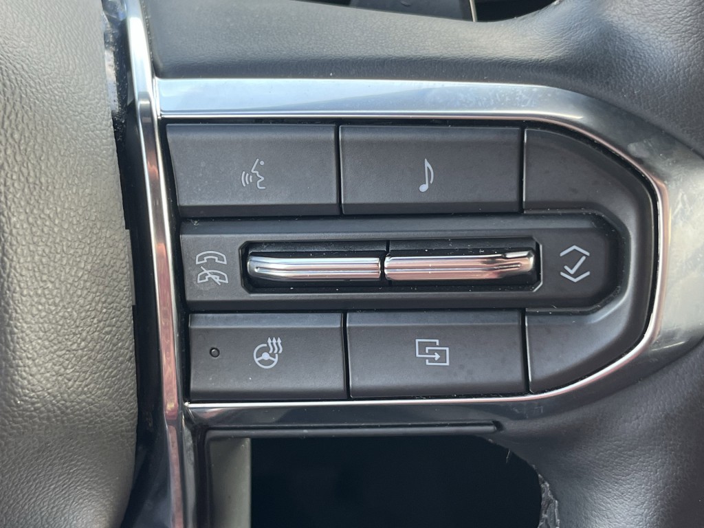 2025 GMC Yukon Image 20