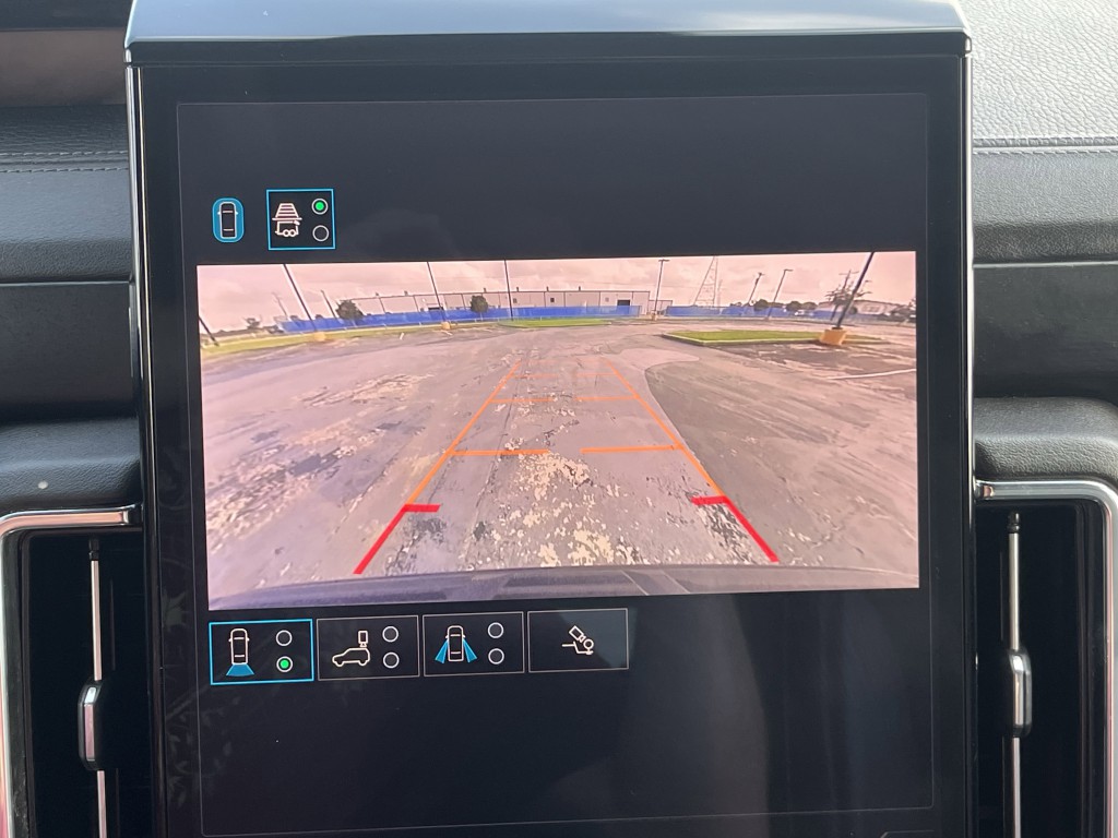 2025 GMC Yukon Image 23