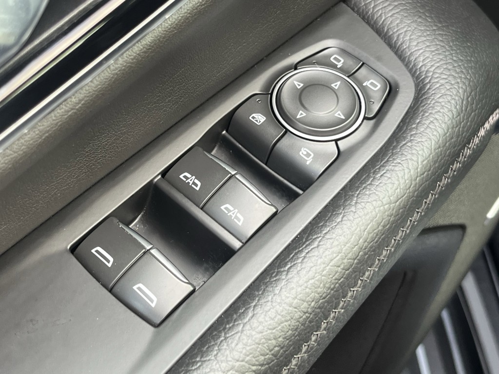 2025 GMC Yukon Image 26